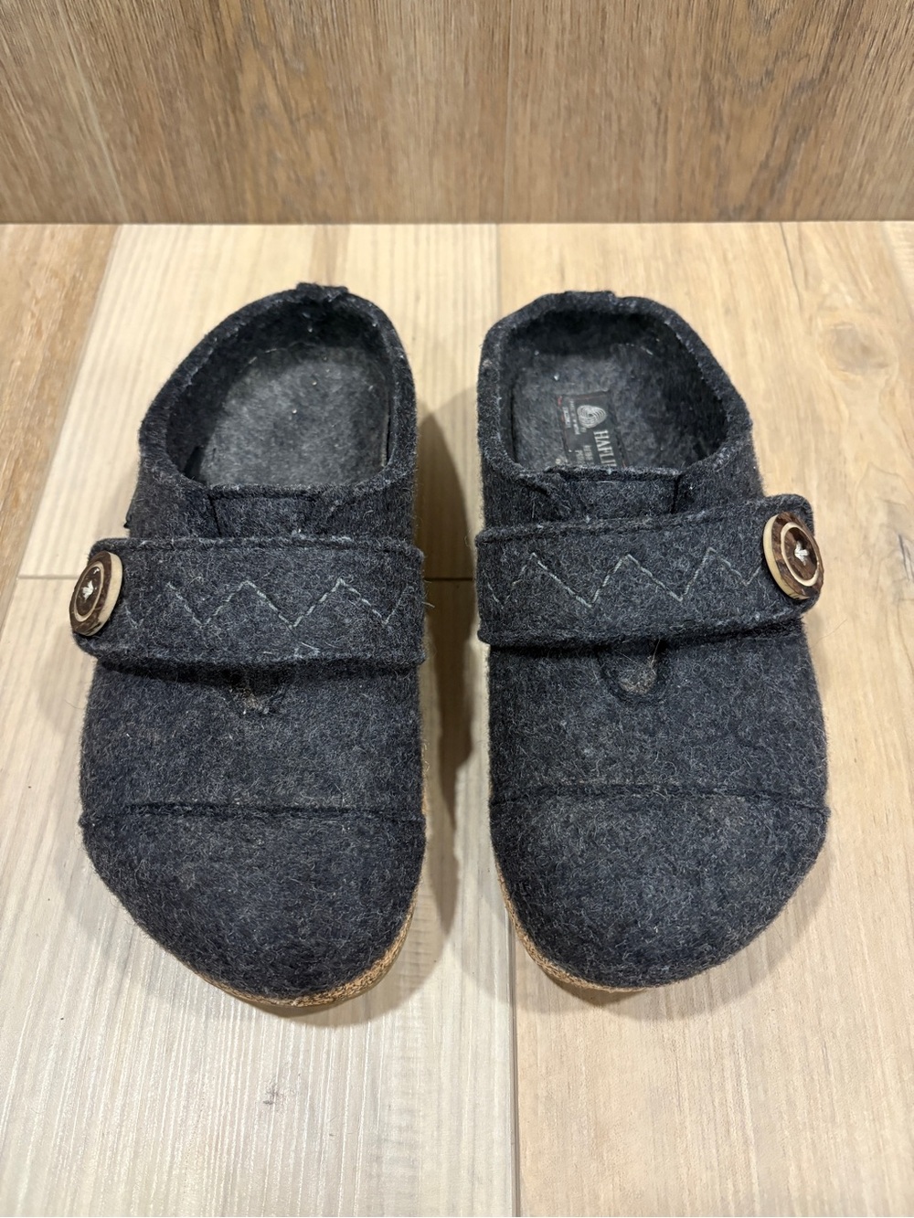 Haflinger Hanna Grizzly Felted Virgin Wool Clog Charcoal Button Slip On Clog 37